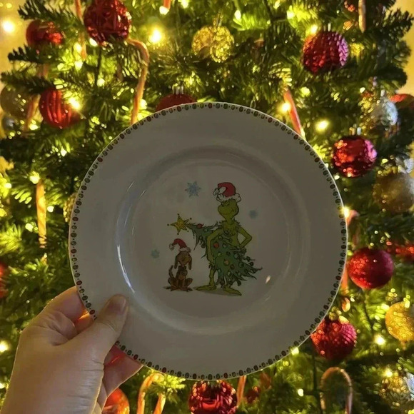 Dr. Seuss Other - DR. SEUSS HOW THE GRINCH STOLE CHRISTMAS Dinner Plates